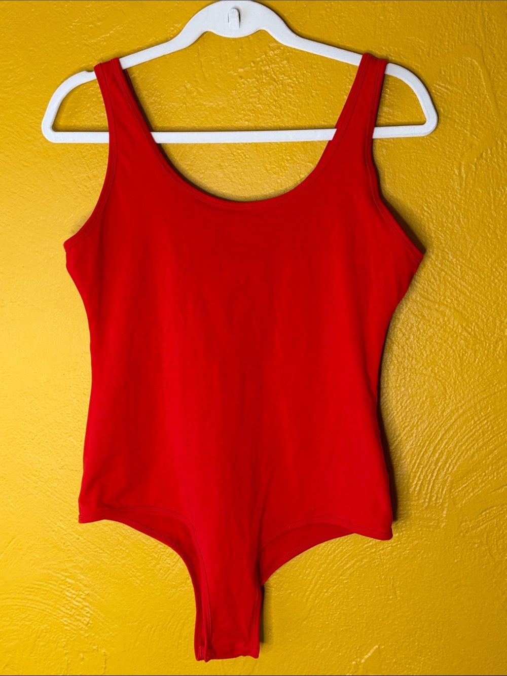 Women’s Sunro L Red One-Piece Bodysuit & Fadedee Rose Navy Tube Top Set Large
